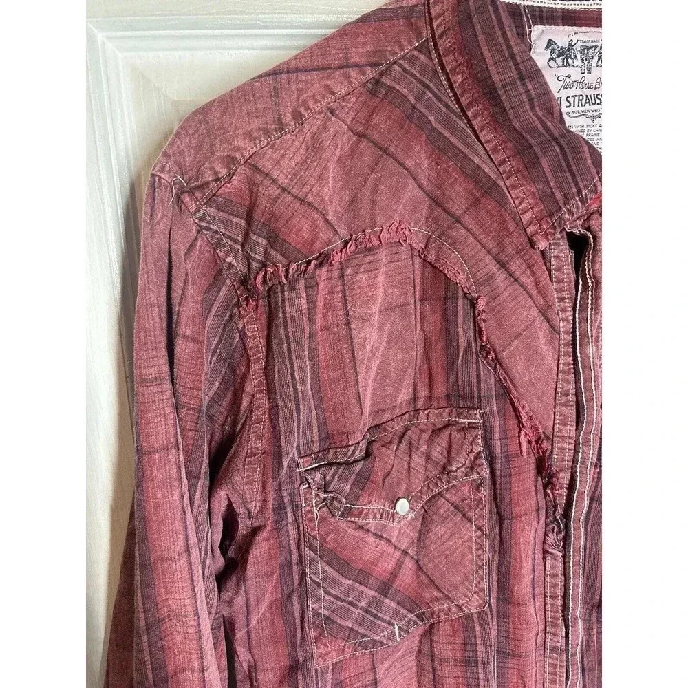 Vintage Rare unusal Levi’s Men’s Western Pearl Snap Button Shirt Size L